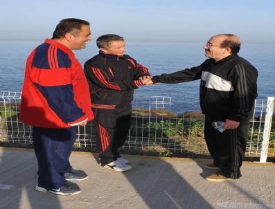 Gümrükçüoğlu'nun Yürüyüş Keyfi