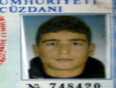 KÖSEKÖY - Kocaeli'de 17 Yaşında 2 Genç Motor Kazasında Hayatını Kaybetti