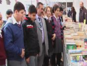 Alaşehir'de Kitap Sergisi