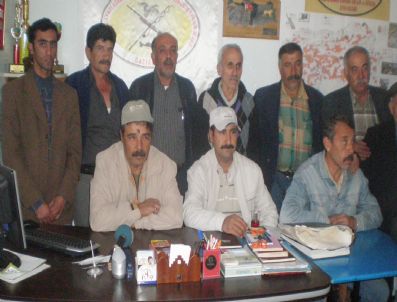 KAYAKENT - Avcılar Bıçaklı Saldırıya Uğradı