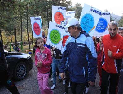 Başkan Karaosmanoğlu Yürüdü 15 Kilo Verdi