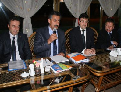 'Belediyelerin Fazla Personeli Kurumlara Aktarılacak'