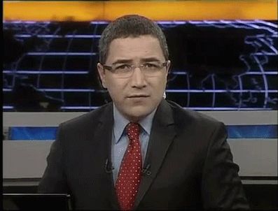 Canlı yayında kamera düştü