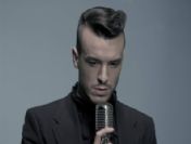 Cem Adrian 'Kayıp Çocuk Masalları'yla Geliyor