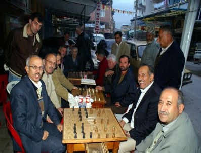 Nazilli'de Dama Turnuvası