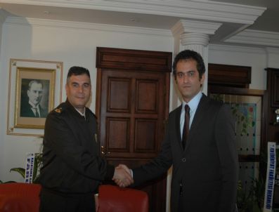 KARAELMAS ÜNİVERSİTESİ - Tugay Komutanından Rektör Özer'e Ziyaret