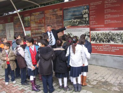 Ülkemli Öğrenciler Kışlada Asker Müzesini Gezdi