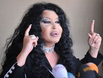 Bülent Ersoy'un vinç krallığı büyüyor