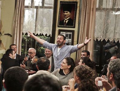 YAVUZ TURGUL - Cem Yılmaz'ın türküsü internette rekor kırıyor