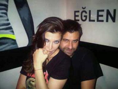 DENİZ AKKAYA - Güzellerin yeni gözdesi Ferruh Taşdemir