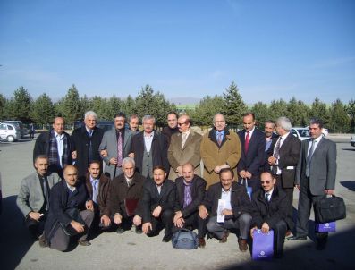 NURETTIN TOPÇU - Yazarlar Erzurum'un Geleceğini Konuştular