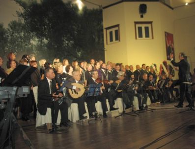 TUNCAY KıLıÇ - Edremit'te Türk Sanat Müziği Konseri