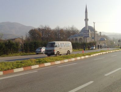 TAŞKESTI - Minibüsün Çarptığı Adam Yaralandı