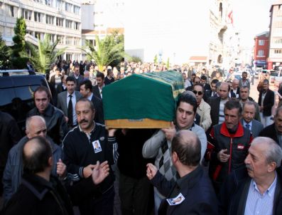 HAYATI TEKIN - Şube Müdürü Esen Hayatını Kaybetti