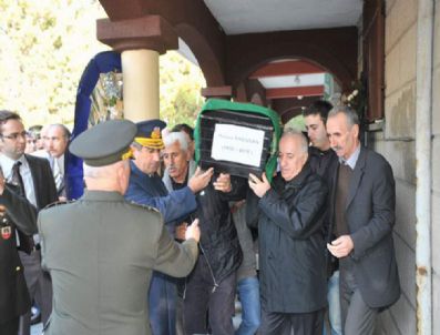 YILMAZ ERDOĞAN - Tümgeneral Erdoğan'ın Acı Günü