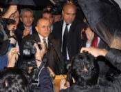 Öğrenciler Burhan Kuzu'ya teşekkür etti