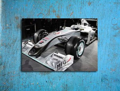 NICO ROSBERG - Mercedes yeni aracı W01'i tanıttı