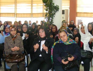 İBRAHIM KARA - MHP kadın kollarından şehitler için mevlit
