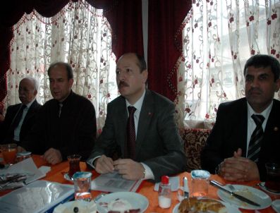 AYŞE AKBAŞ - Ak Parti İl Başkanı Çelik Balıkesir'deki Yatırımları Anlattı
