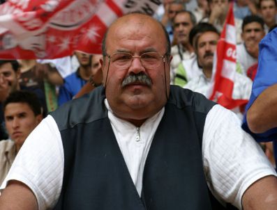 Amigo Selçuk Hayatını Kaybetti
