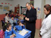 Gümüşhane Valisi Enver Salihoğlu Köy Okullarını Ziyaret Ediyor
