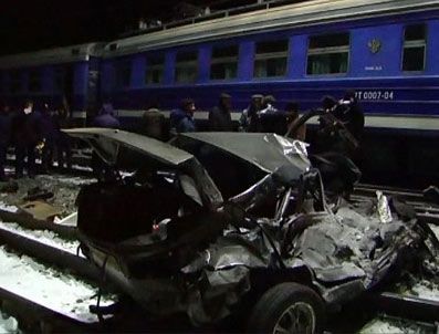 Rusya'da tren kazası: 3 ölü 24 yaralı