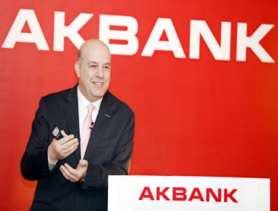 Akbank 2010'da 350 Milyon Tl Yatırım Yapacak, 50 Yeni Şube Açacak