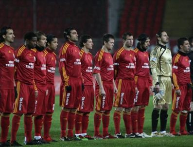 Galatasaray hedeften uzaklaştı