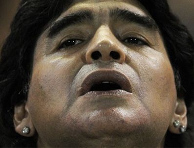 MARADONA - Maradona Jorge Valdano'ya çattı