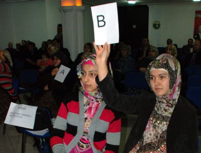 RAFET YıLMAZ - Alaplı'da Kadın Çiftçiler Fidan İçin Yarıştı