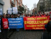 Emekliler Ve Marmaray İşçileri Valilik Önünde Eylem Yaptı
