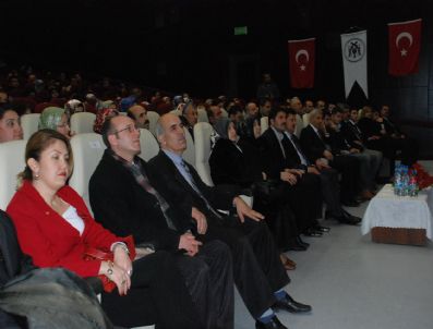 ÇıLGıN TÜRKLER - Erzincan'da Kurtuluş Etkinlikleri Başladı