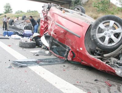 Eski Milletvekili Kazada Öldü