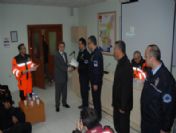 Polisin Deprem Tatbikatı Nefes Kesti