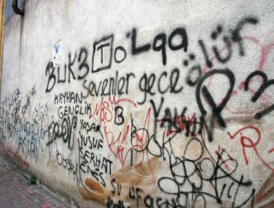 HANLı - Aşk İlan Duvarı