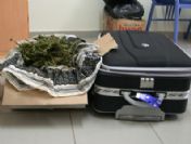 Uyuşturucunun Bagaj Fişini Yerken Yakalandı