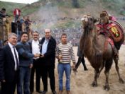 Develer Huzurevi İçin Güreşti