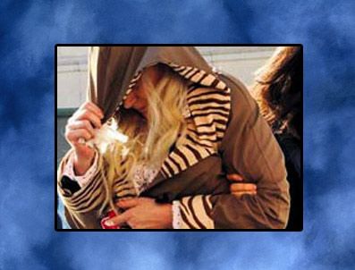 Fatih'te fuhuş operasyonu: 15 gözaltı