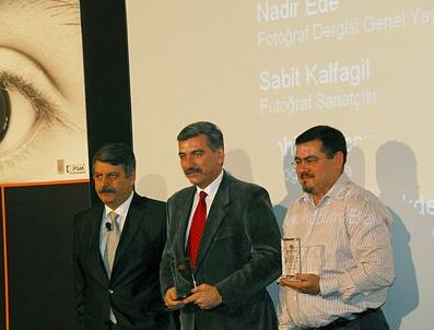 Adnan Büyükdeniz fotoğraflarıyla Anılıyor