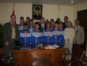 Ata İlköğretim Okulu Güreşte Adana Şampiyonu Oldu