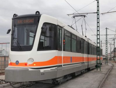 Gaziantep'teki Tramvaylara Tülomsaş Makyajı