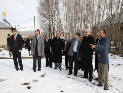 İKRAM DINÇER - Vatandaştan 20 Bin Metrekarelik Arsa Bağışı