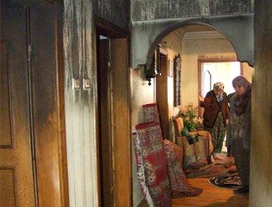 KENAN ORAN - Alifuatpaşa Belediye Başkanı Oran'ın Evinde Yangın Çıktı