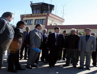 DEDEBAĞı - Vali Yılmaz Arslan, Havaalanı İnşaatını İnceledi