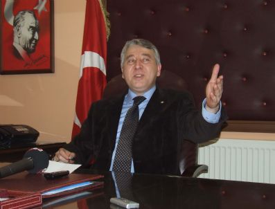 FEVAI ARSLAN - Ak Parti Düzce İl Başkanı Arslan; 'Düzce İçin Önemli Projelere İmza Attık'