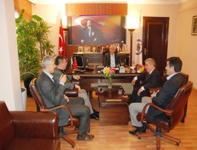 İDRİS ŞAHİN - Chp Başkan Adayından Posbıyık'a Ziyaret