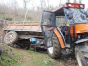 Ekmek Teknesinin Altında Can Verdi