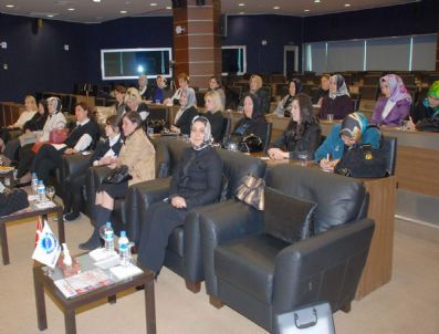 Kayso'da 'Aile İçi İletişim' Semineri