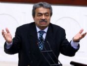 Ödül vermesini onaylamadığım kimseler var