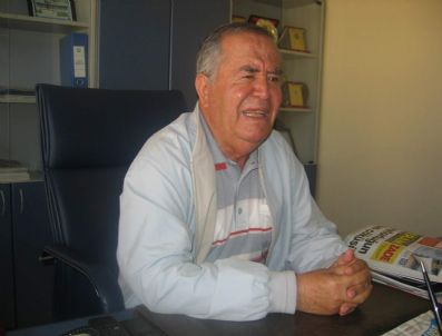 150 Kilometrelik Yola Çift Yönlü Fidan Dikildi